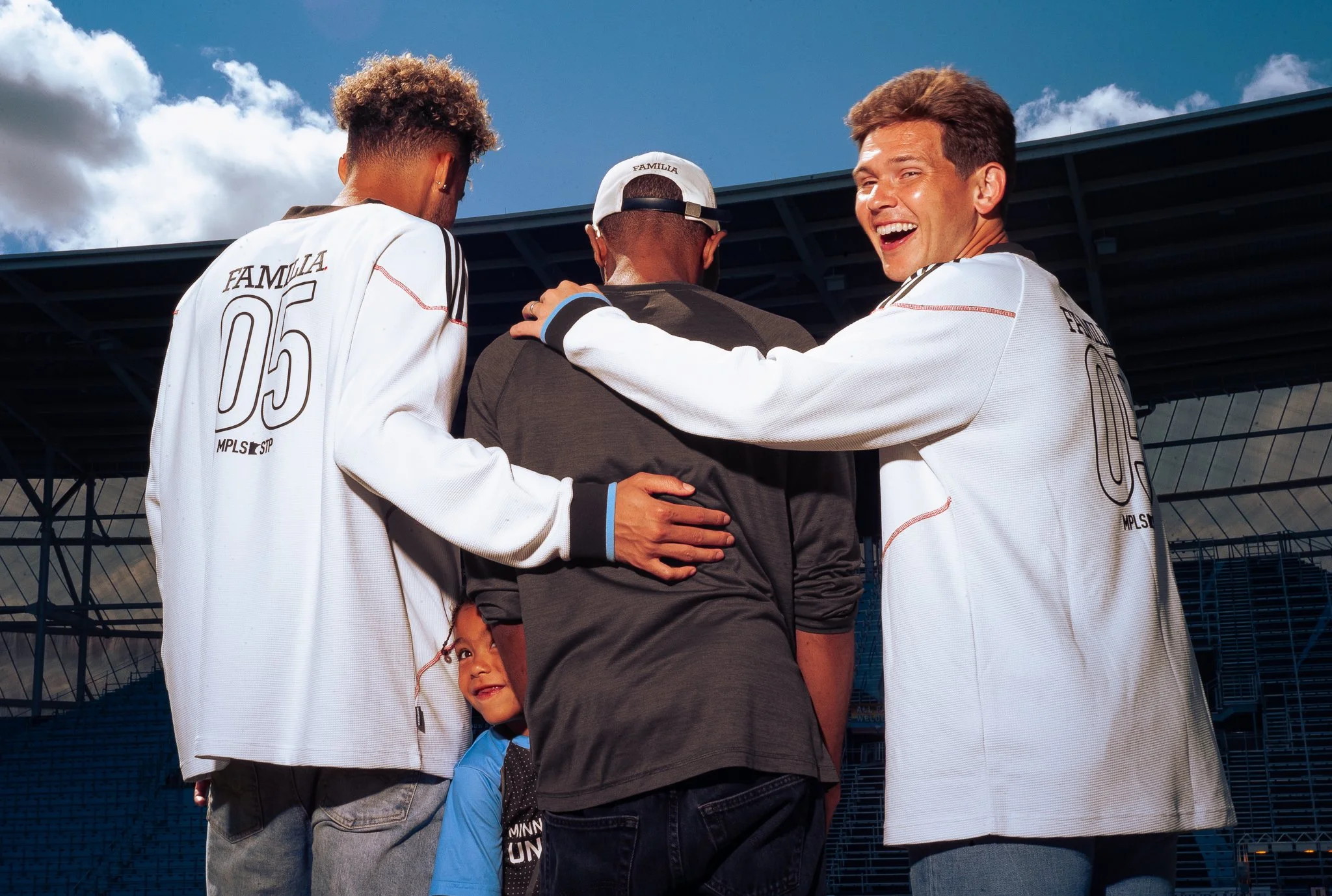 Cole-Larson-Adidas-MUFC-familiaskateshop-skateboard (10).jpg