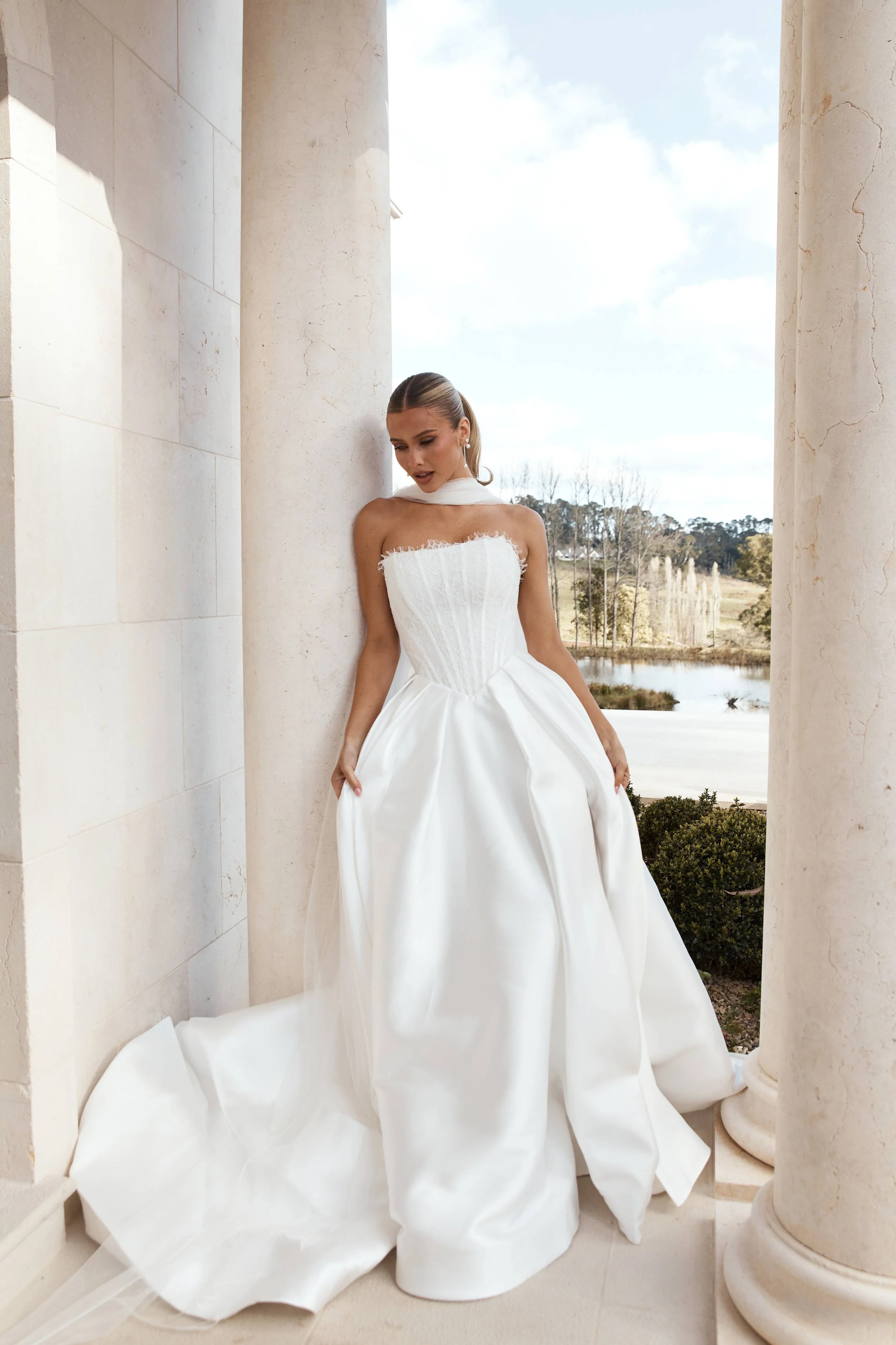 CLEMENTINE
 sample size AU 12 