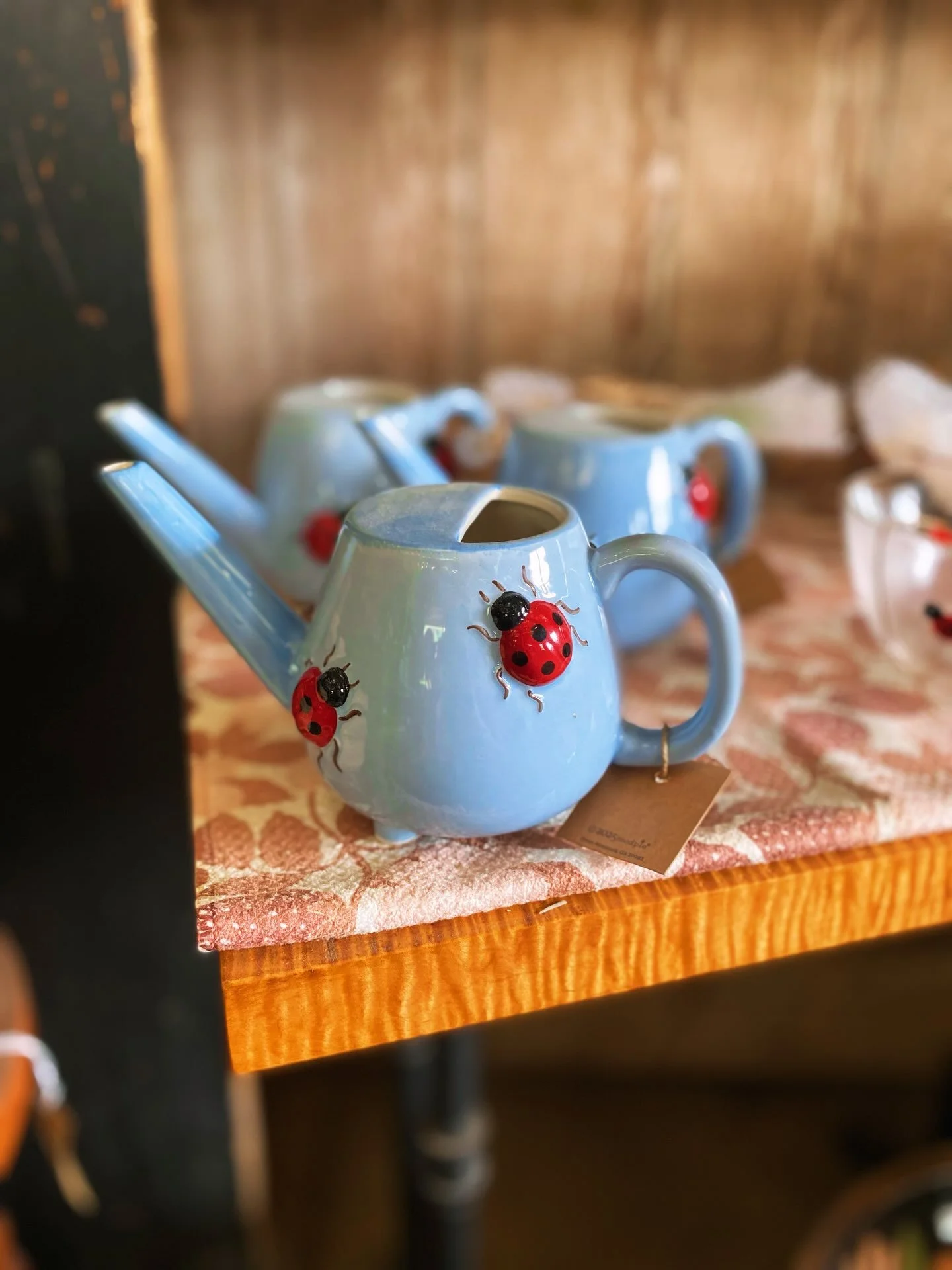 Small accents, big summer energy🍉🐞🌻

Sometimes it&rsquo;s just the little snapshots that make your home feel so sweet!

Stop in and snag a few sunshine filled pieces for your space!☀️🫖🐝