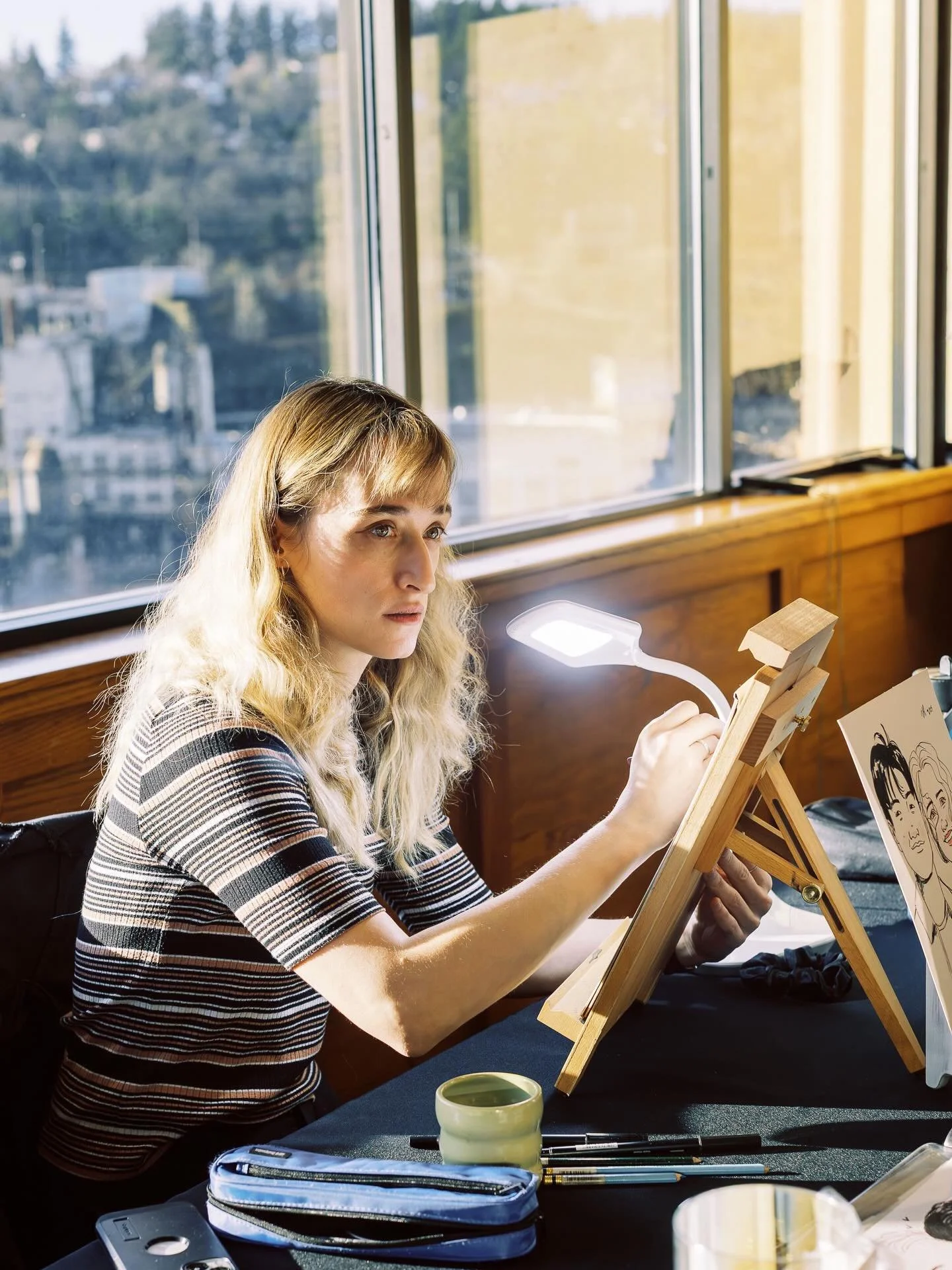 I wish Instagram would let me post these without cutting them off but really beautiful shots by @simplejoiephoto capturing me live portrait drawing by at @venuetwoeleven !! 

#liveportraits #weddingartist #portlandartist #liveillustration #weddingart