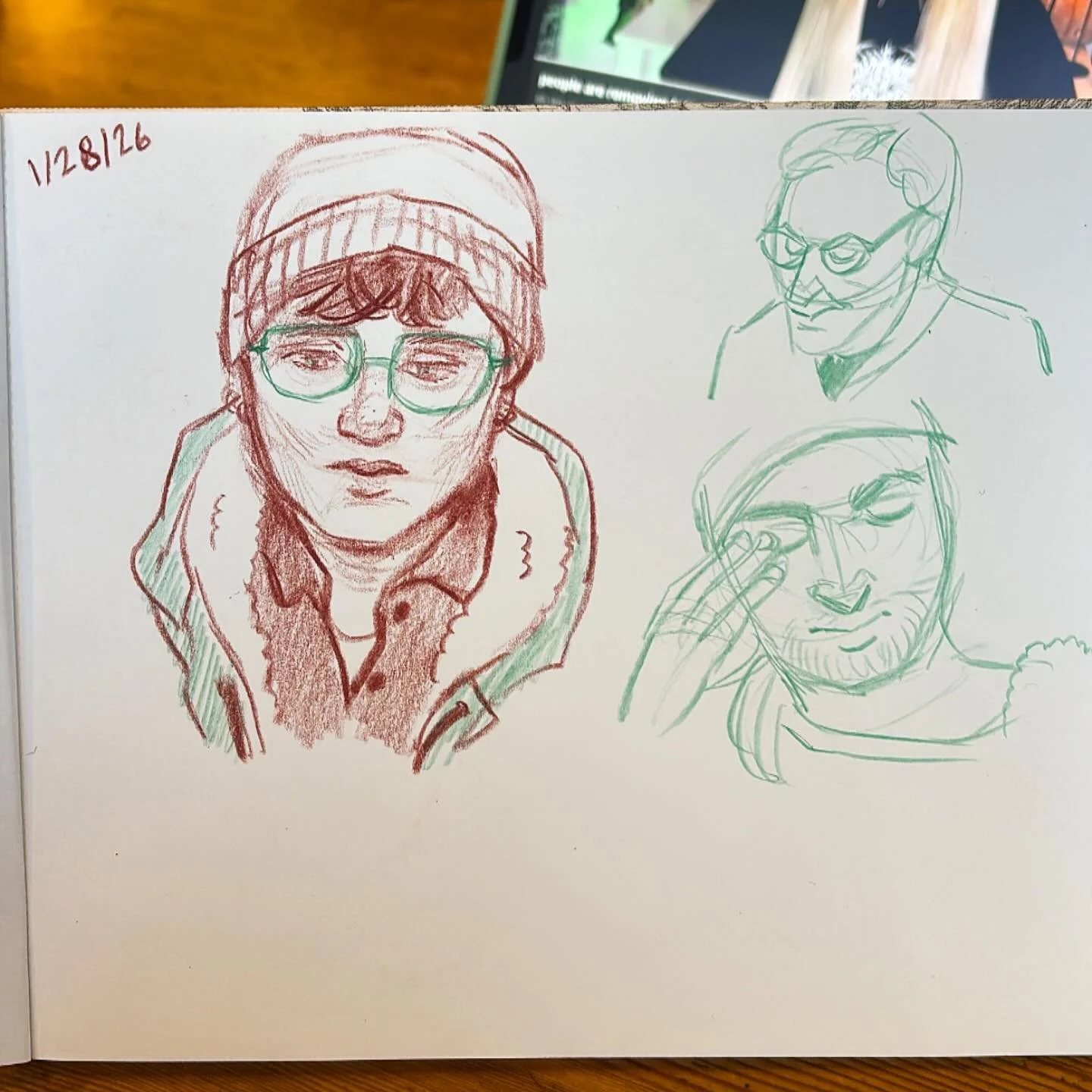 Broke in the new sketchbook 
Finally finished one I have been using for almost 3 years lol

#sketchbook #illustratorsofinstagram #sketches #lifedrawing #sketchbookdrawing