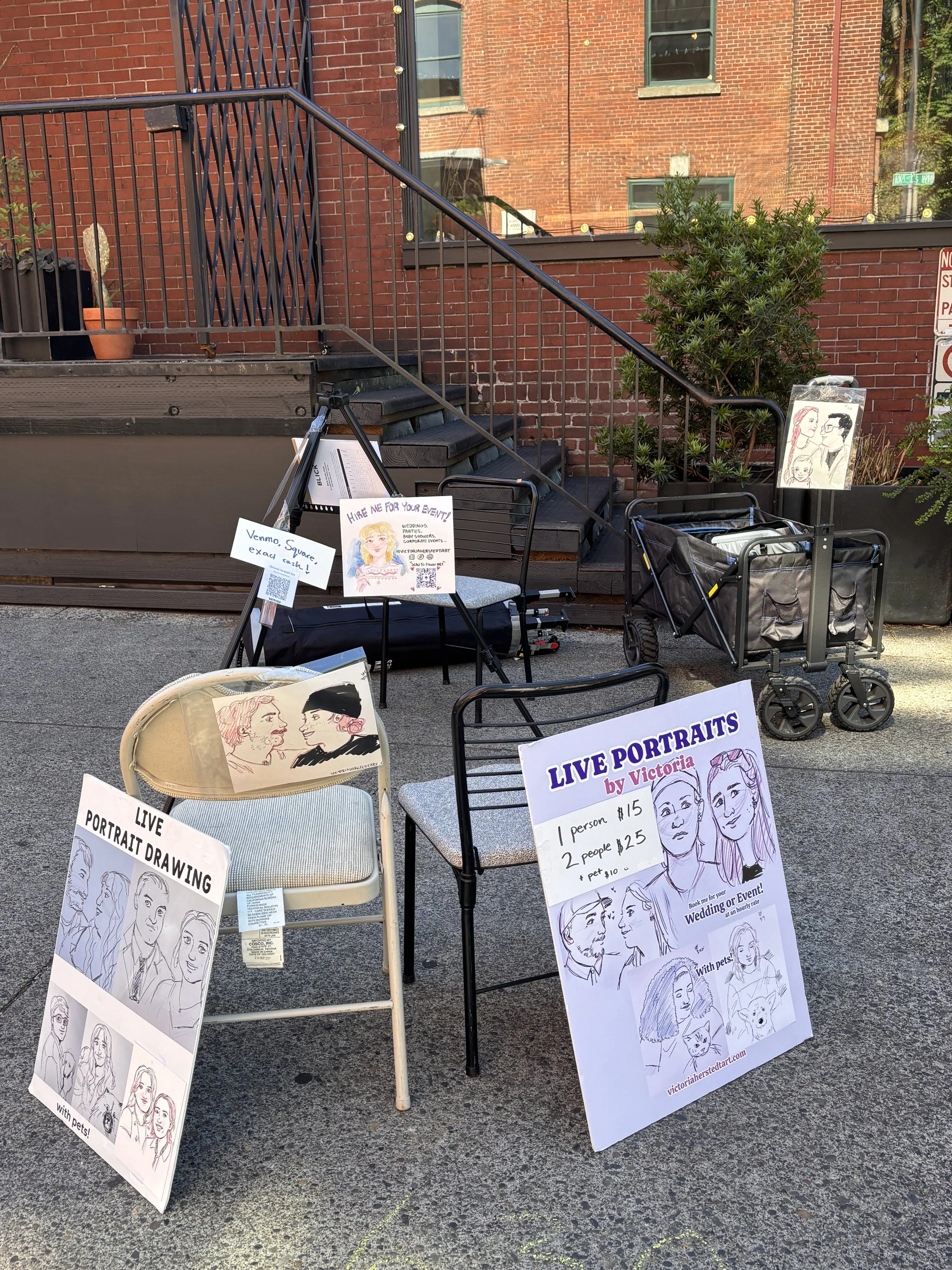Live portrait drawing at first thursday in the pearl