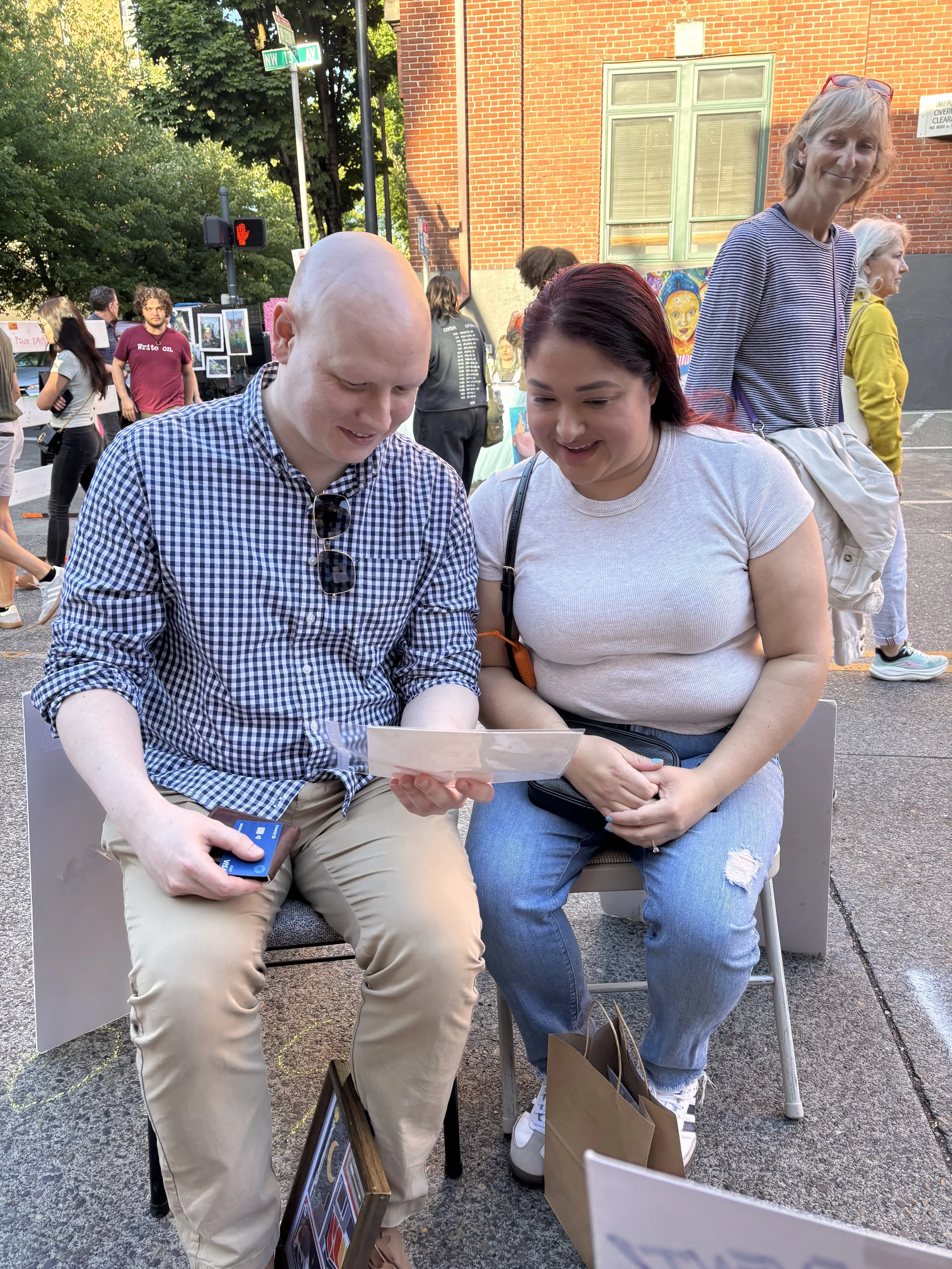 Live portrait at first thursday in the pearl
