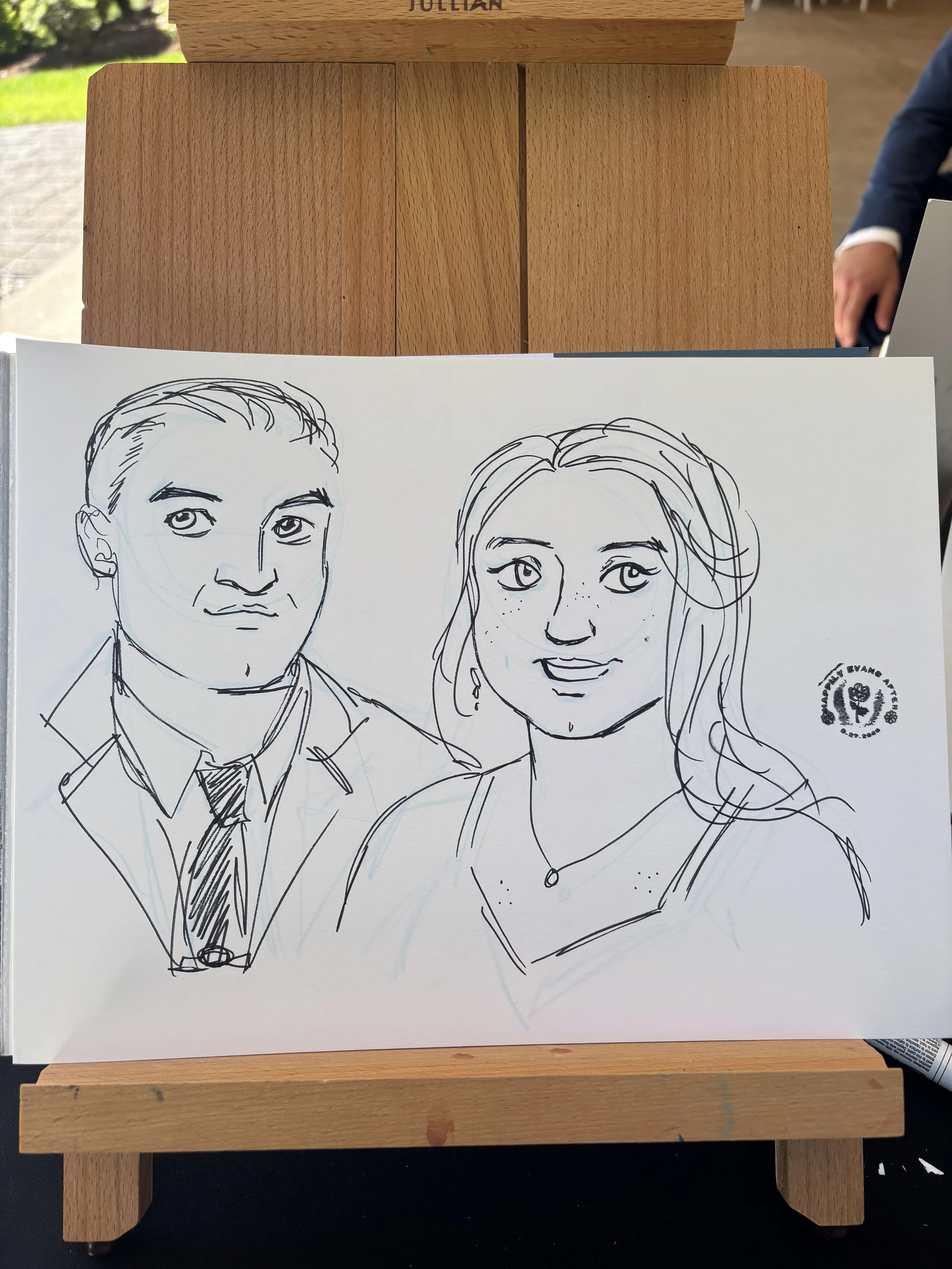 Wedding gift favor for guests, guest gift, fun party interactive activity. Weddings. Drawing of couple.