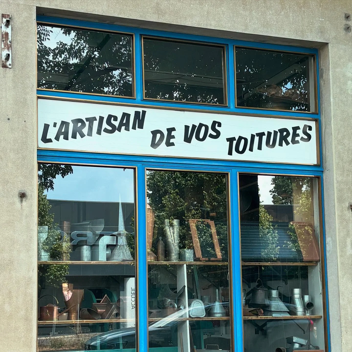 🇨🇭🇮🇪🇬🇧 design/type