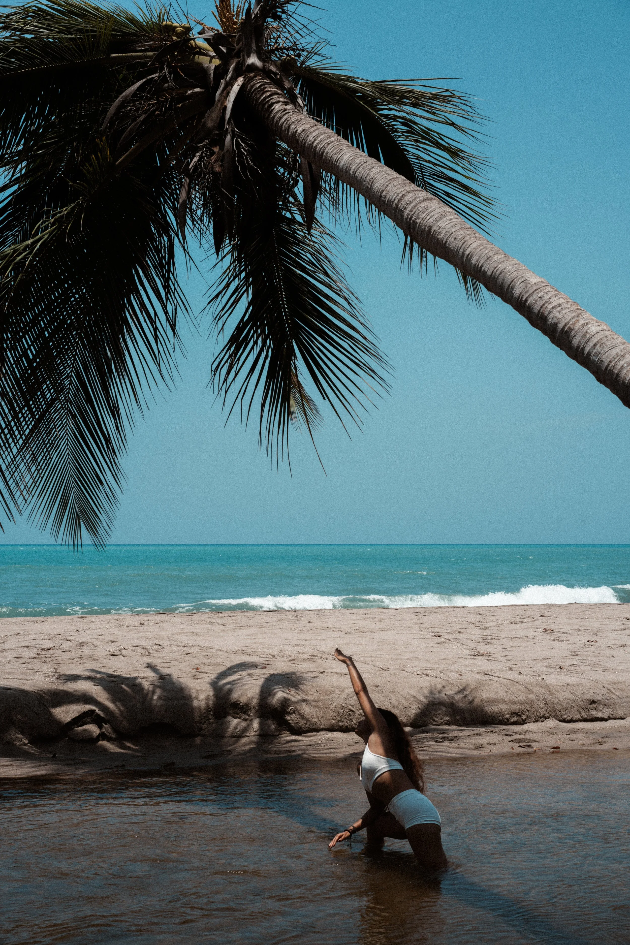 Mar Yoga @lara.waves-13 copy.jpg