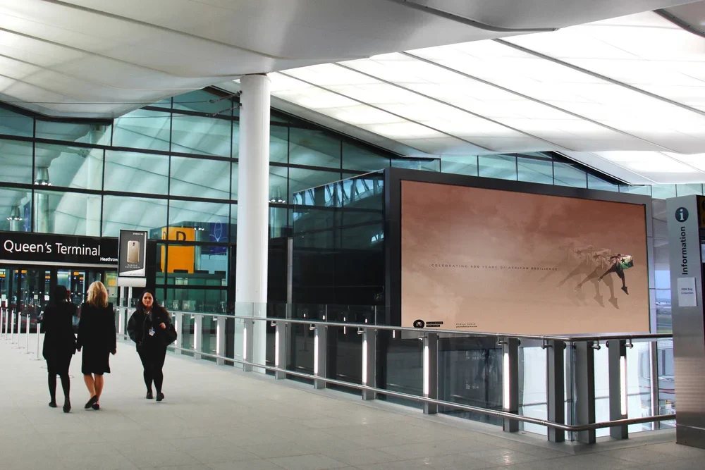 heathrow+airport+advertisng+mockup.webp