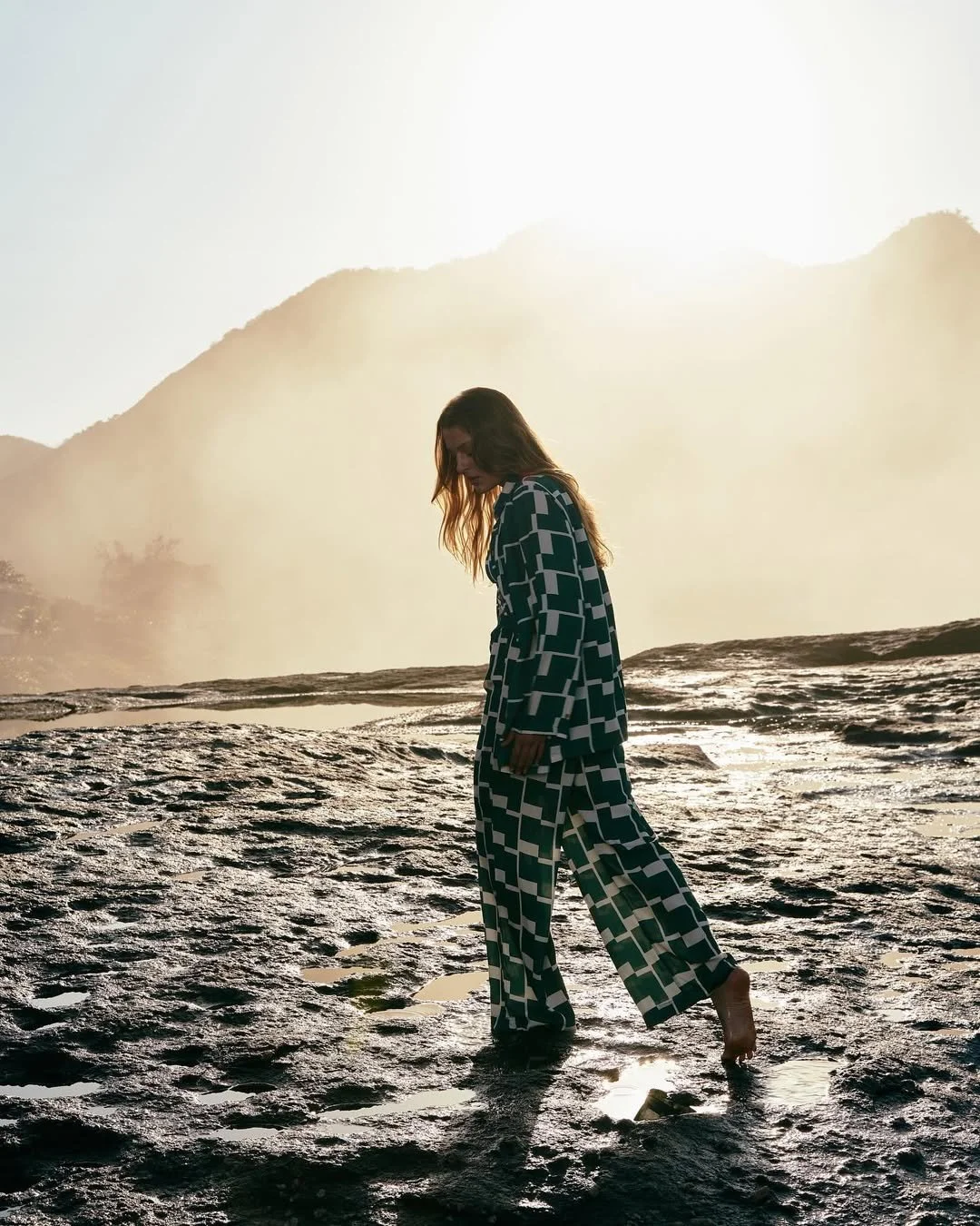 new campaign @hai_resortwear 🤎modelo- @nicolestankeviciuss beleza- @blackjess_makeup ass de fot.jpg