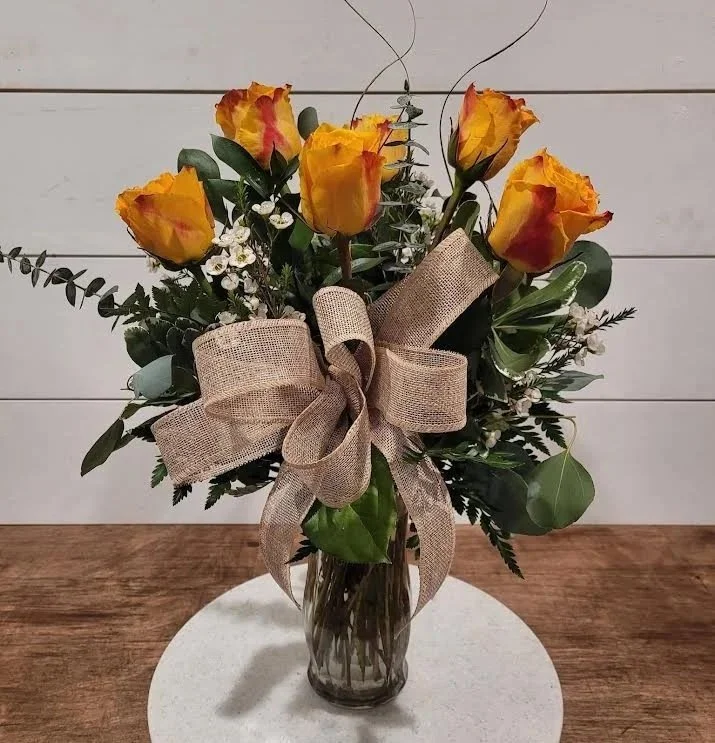 6 premium rose arrangement   $60+