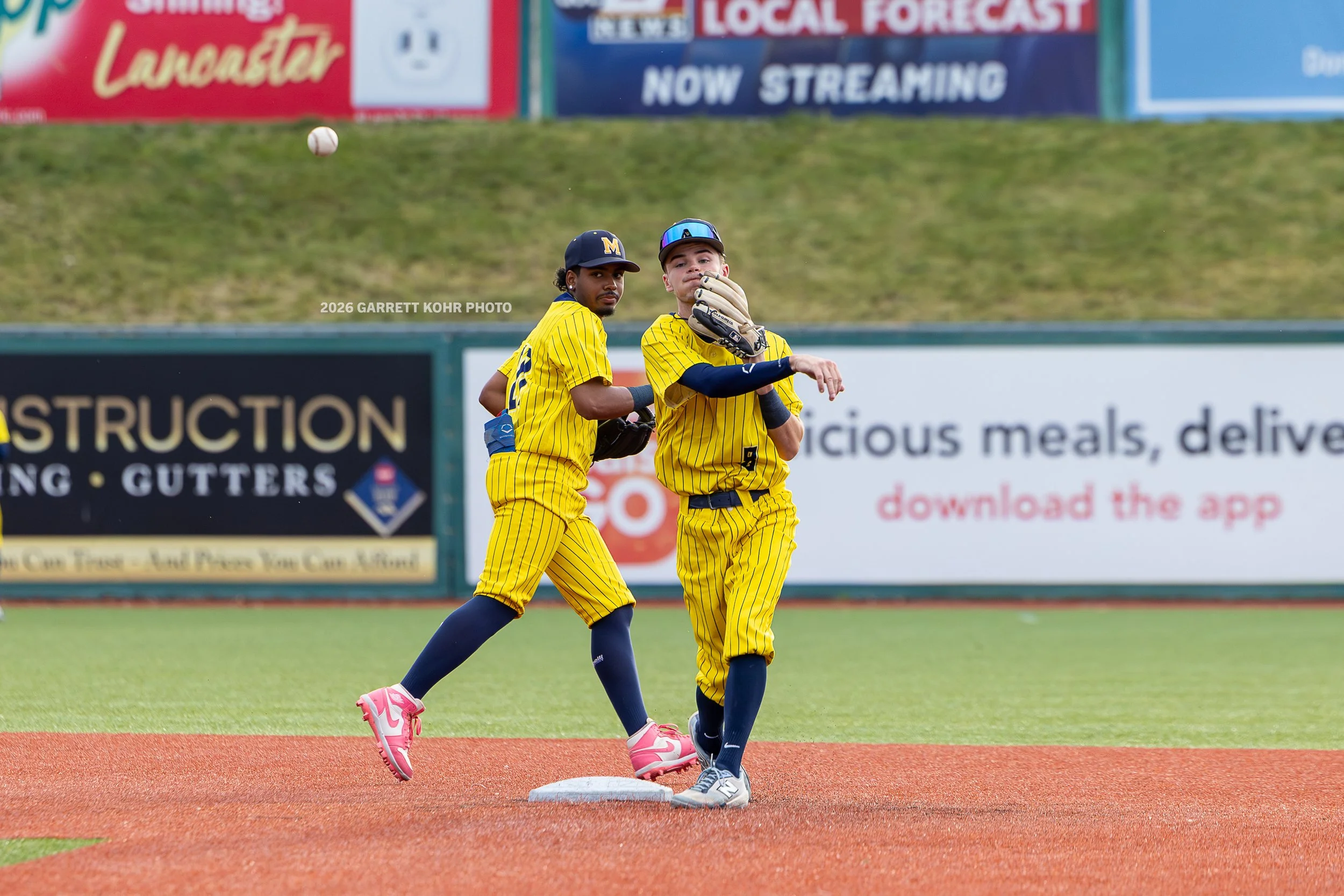 6AChampionshipBaseball-1-2.jpg