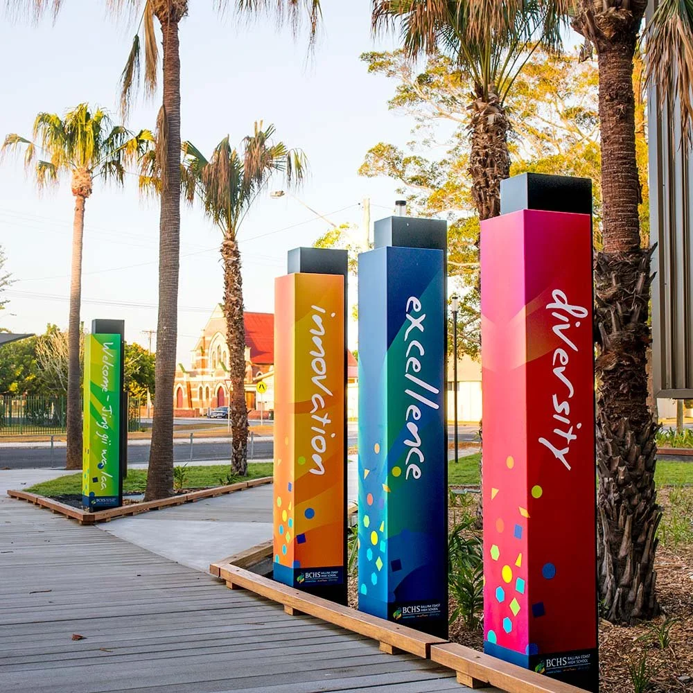ballina-coast-high-school-entrance-way-totems.jpg