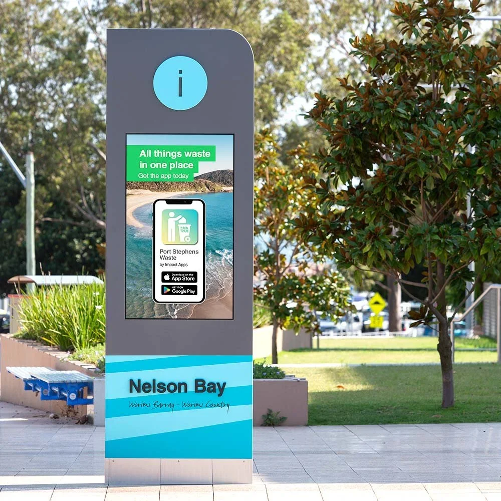 port-stephens-council-information-totem-tourism-sign.webp