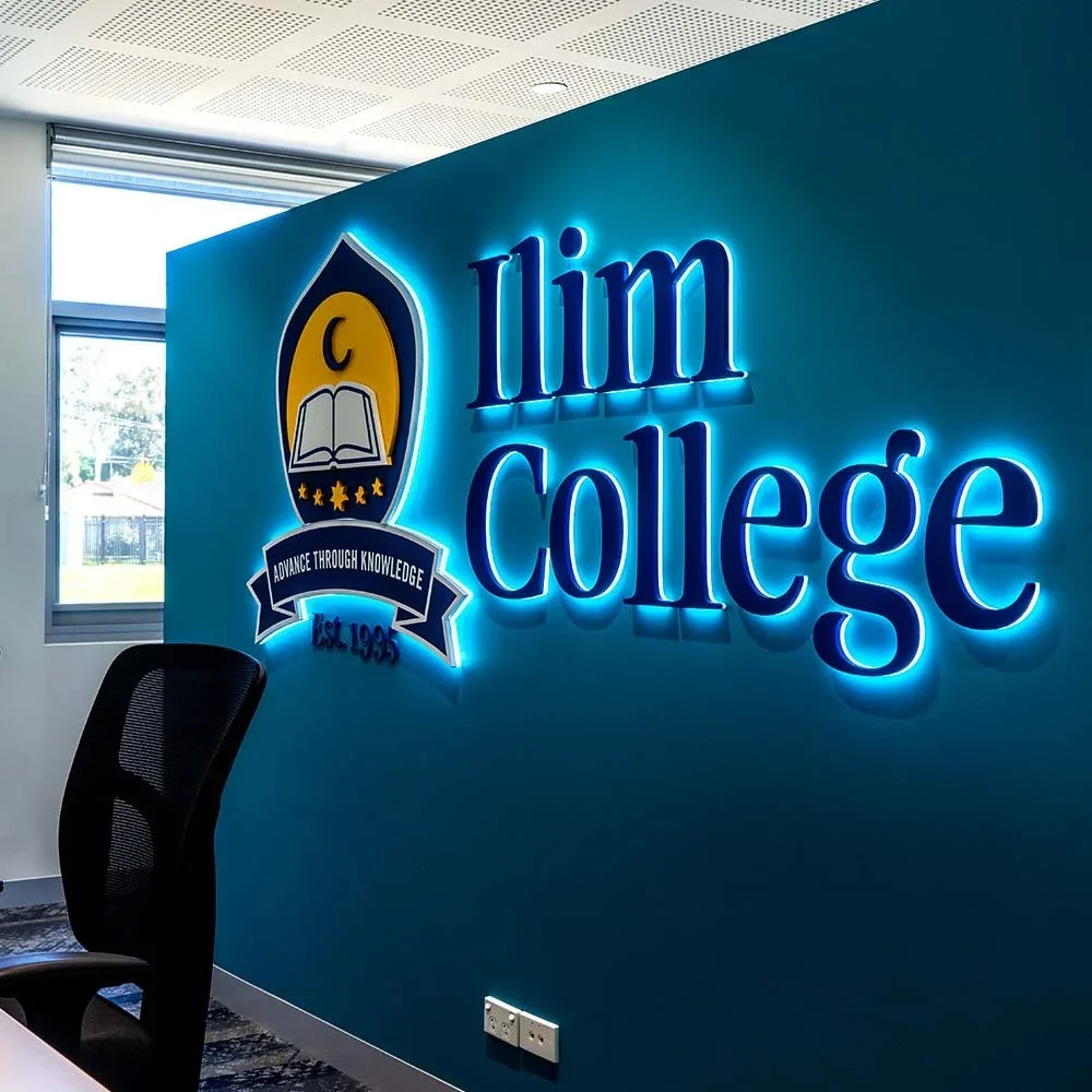Ilim-college-doveton-campus-administration-halo-lit-logo.webp