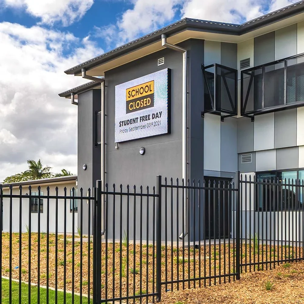 Parkhurst-state-school-building-led-billboard-sign.webp