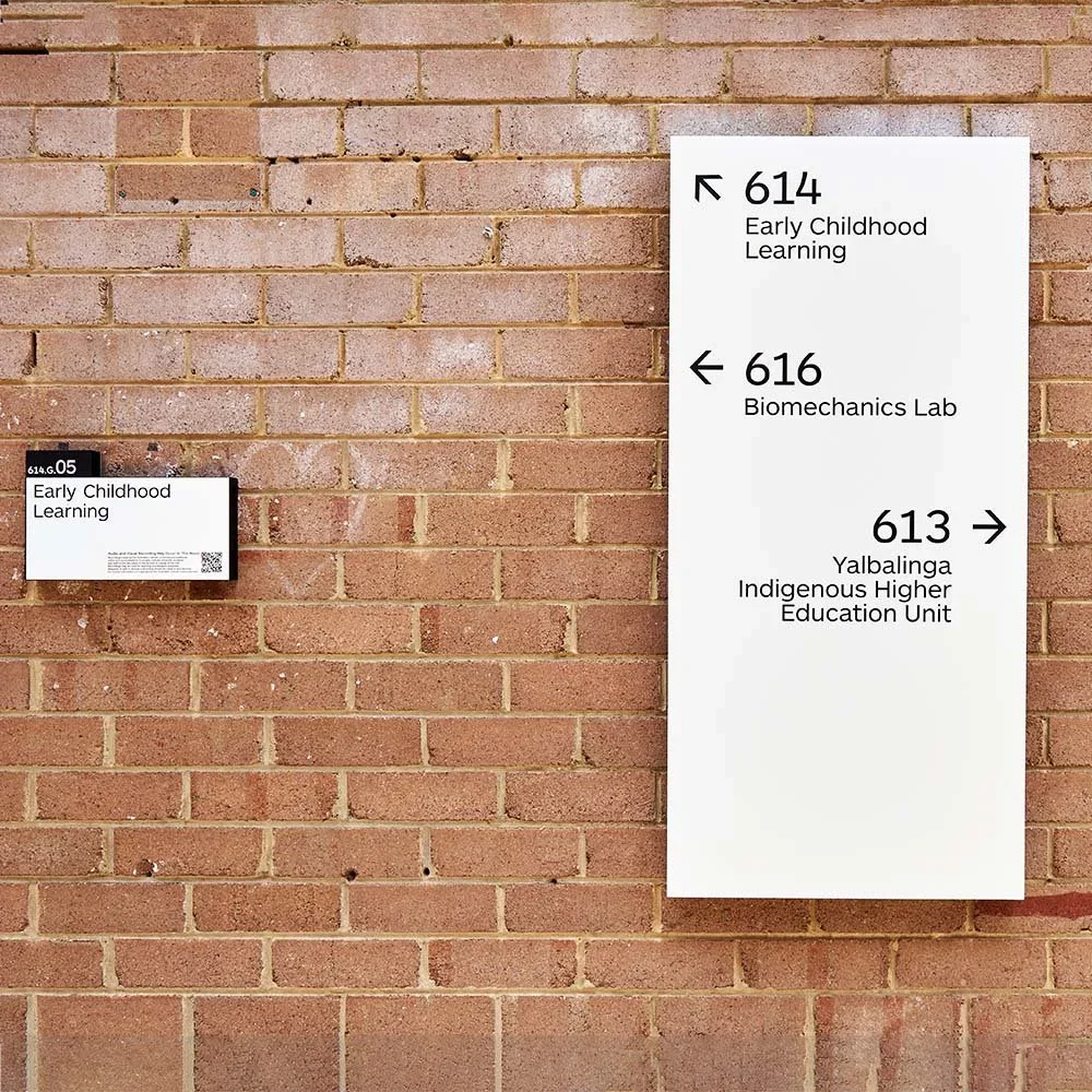 acu-strathfield-wall-mounted-directory-panel.webp