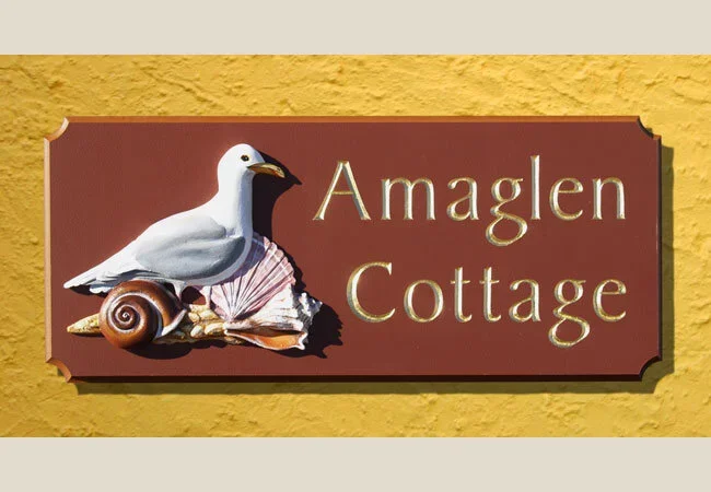 amaglen-cottage-house-sign.webp