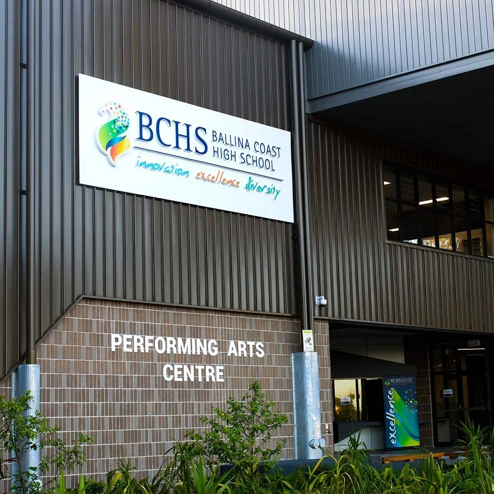 ballina-coast-high-school-wall-mounted-illuminated-wall-sign.webp