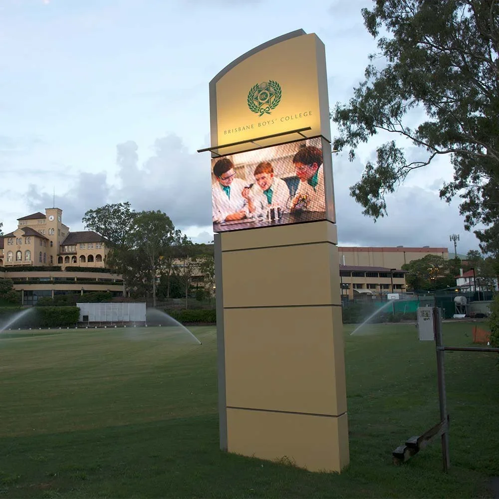 brisbane-boys-college-digital-billboard-sign-moggill-road.webp