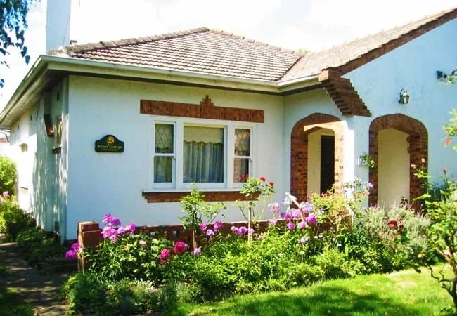 broom-cottage-house-sign.webp