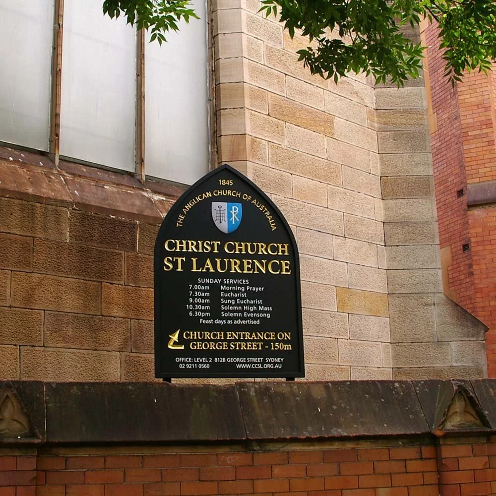 christ-church-st-laurence-directional-signage-sydney.webp