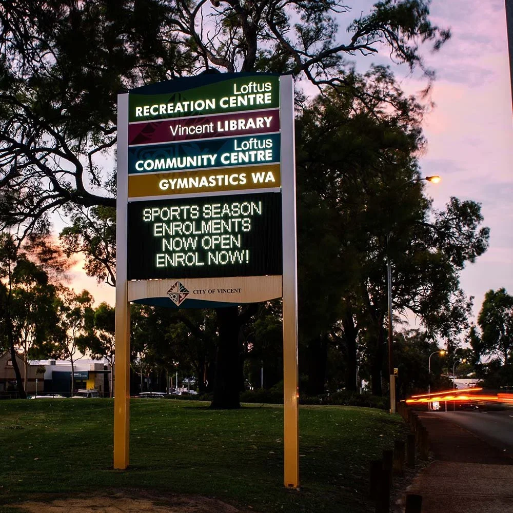 loftus-recreation-centre-illuminated-digital-sign.webp