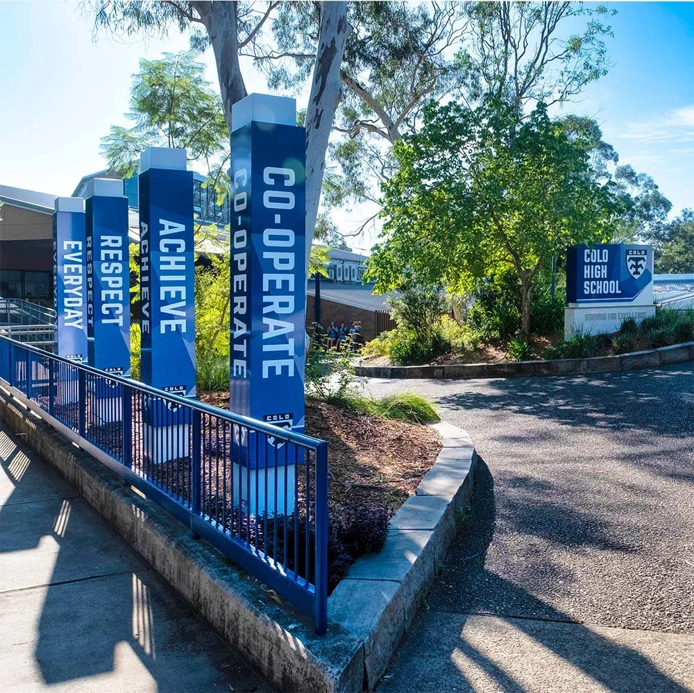 colo-high-school-value-promotional-totem-signs.webp