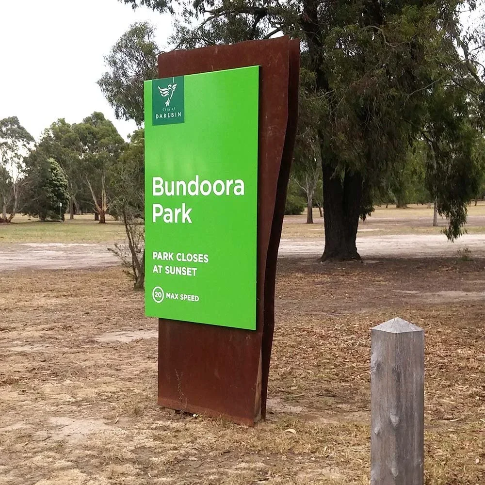 darebin-c-bundoora-park-corten-signs.webp