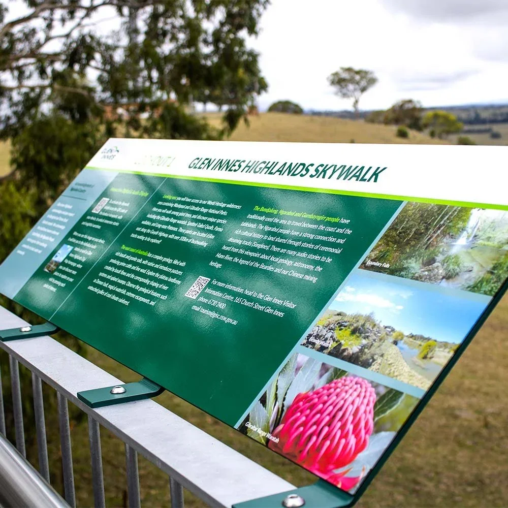 glen-innes-highlands-skywalk-park-signage.webp
