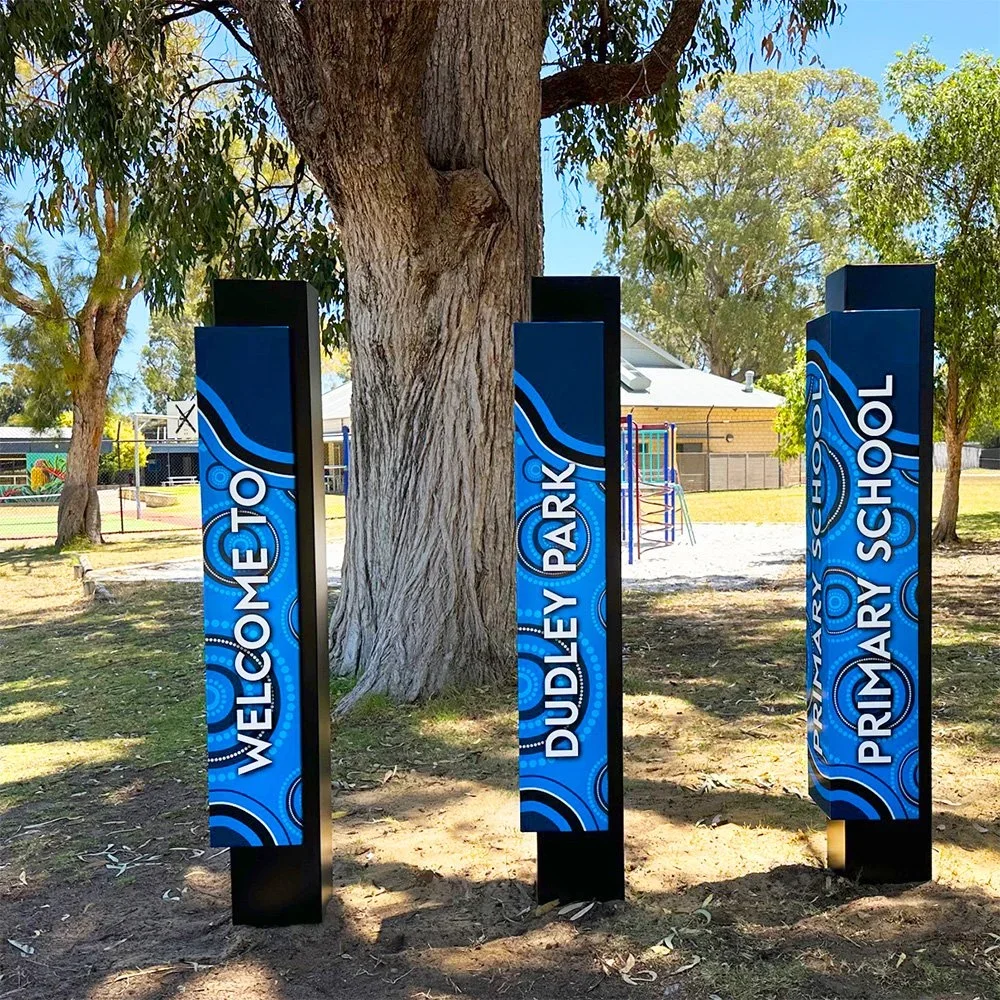 dudley-park-primary-school-entrance-totems.webp