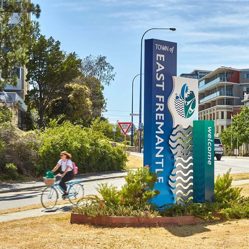 east-fremantle-city-entrance-monument-sign.webp