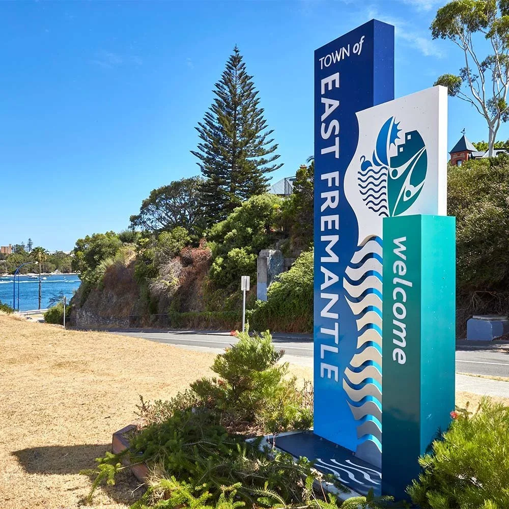 east-fremantle-town-entrance-sign.webp