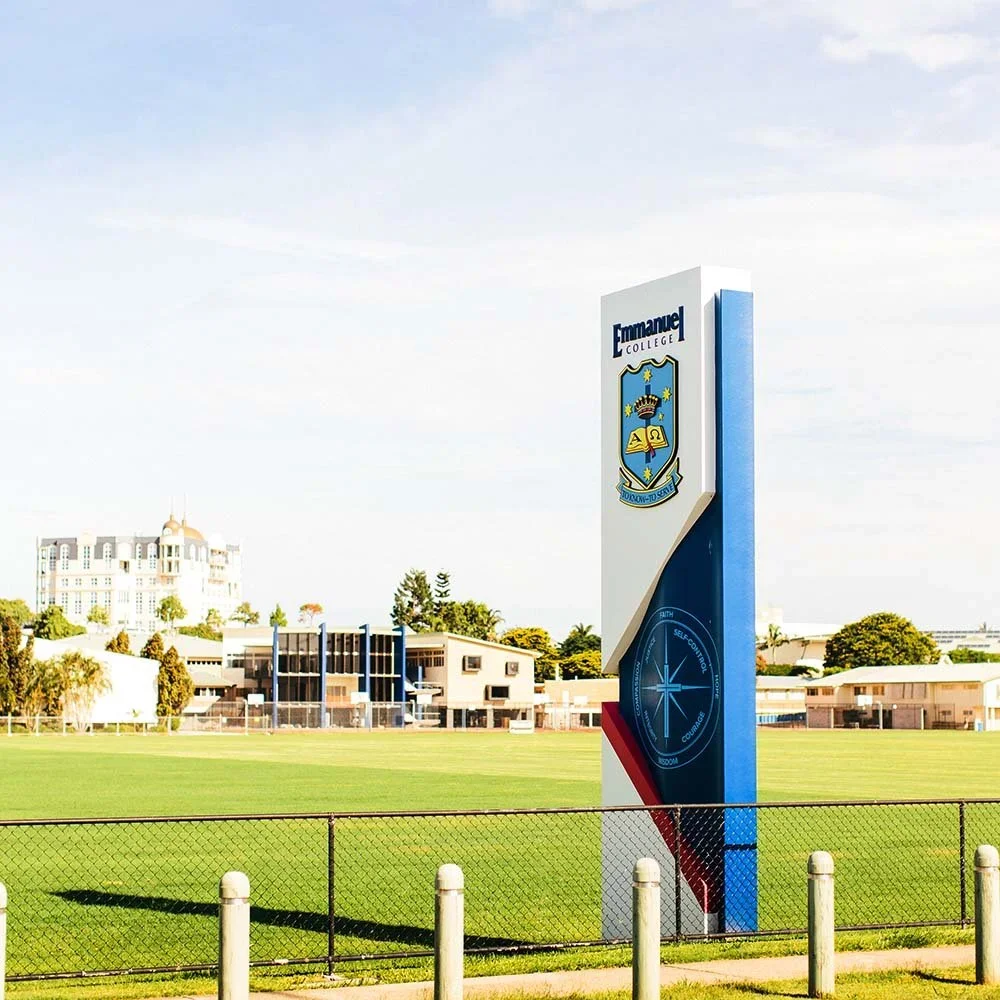 emmanuel-college-carrara-branding-sign-on-highway-gold-coast.webp