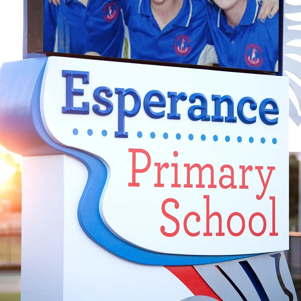 esperance-primary-school-western-australia-led-message-pylon-sign.webp