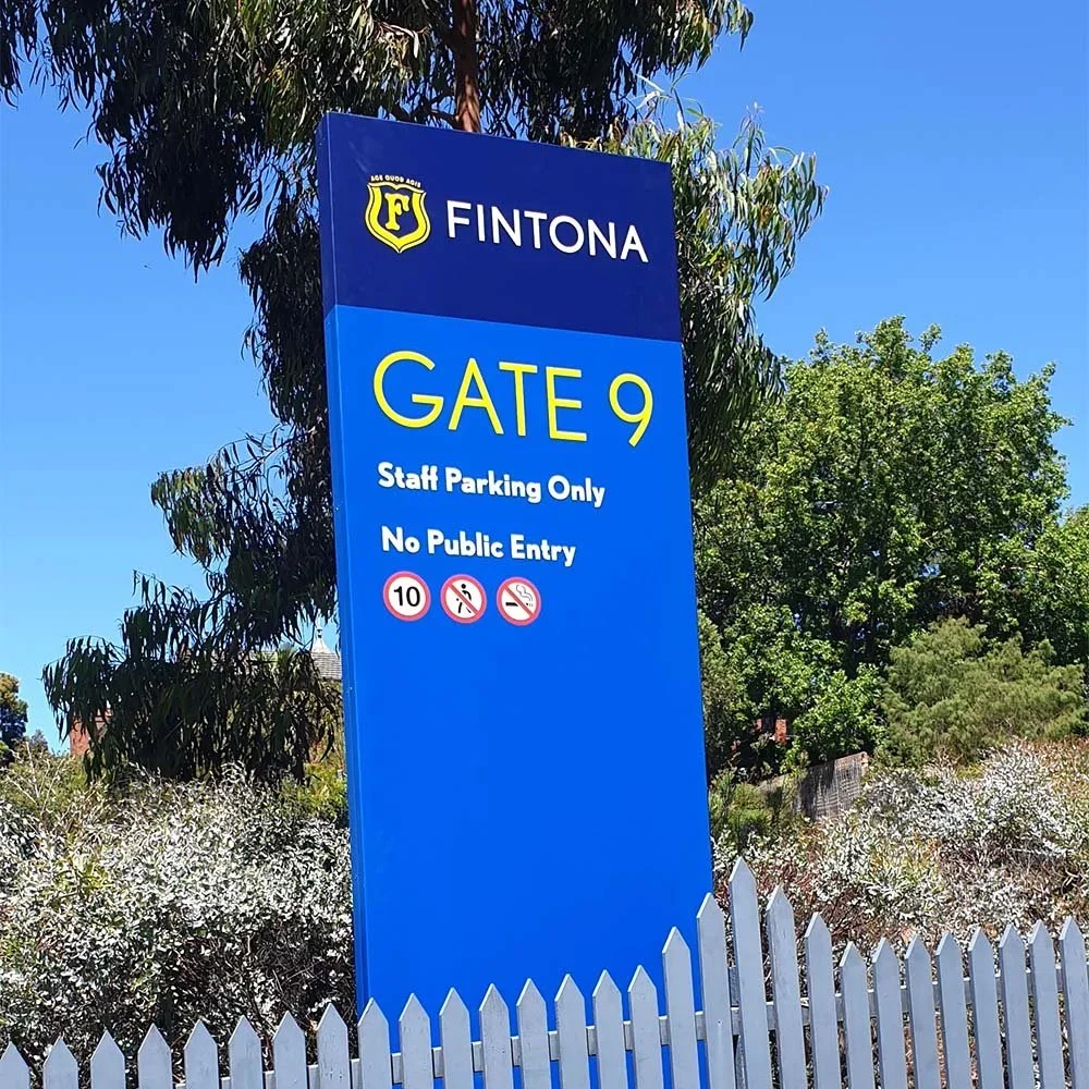 fintona-girls-school-gate-9-sign.webp