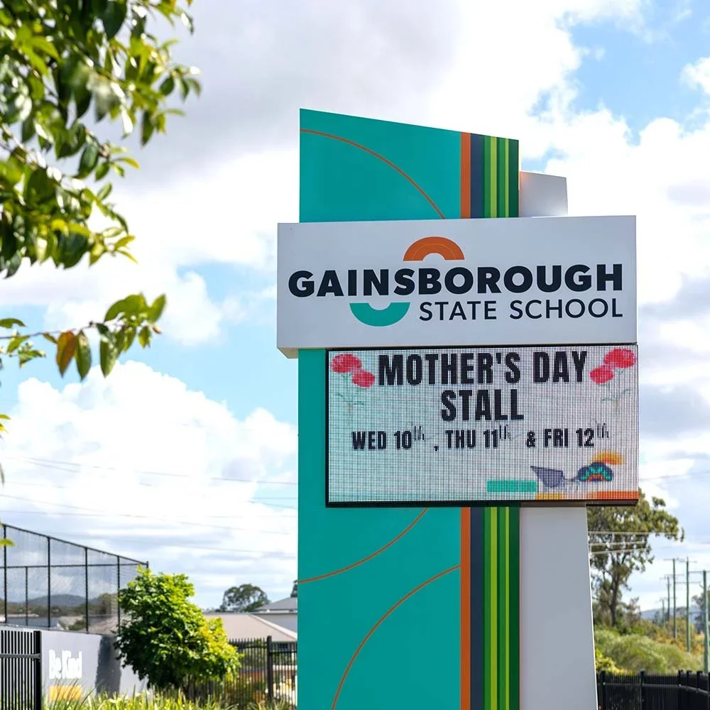 gainsborough-state-school-electronic-pylon-sign.webp