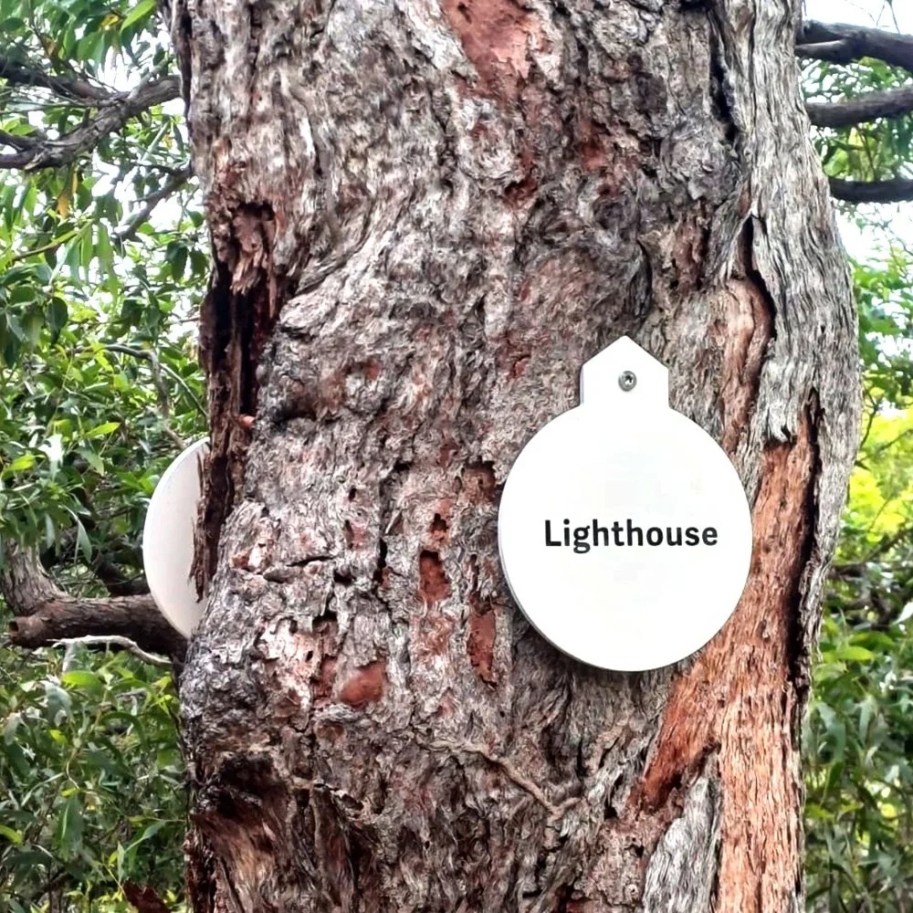 livingstone-shire-council-great-keppel-island-trail-marker-signs.webp