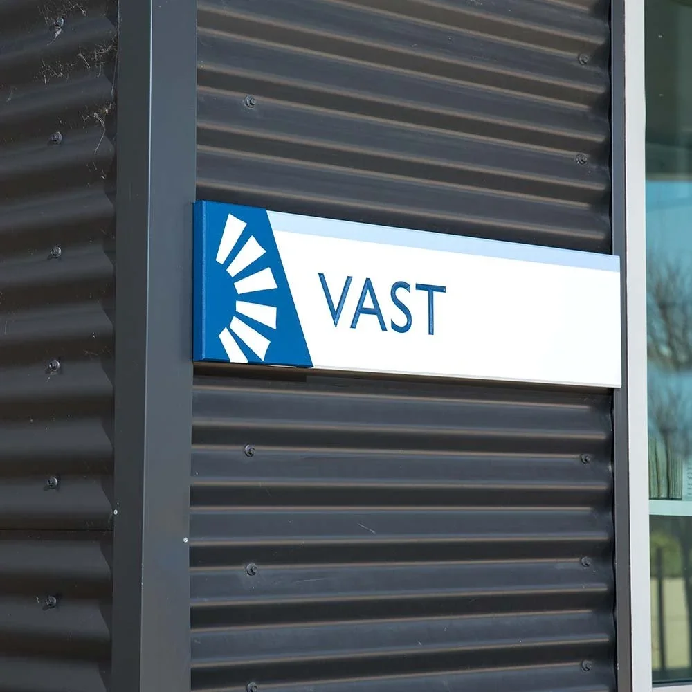harrison-school-canberra-building-signage.webp