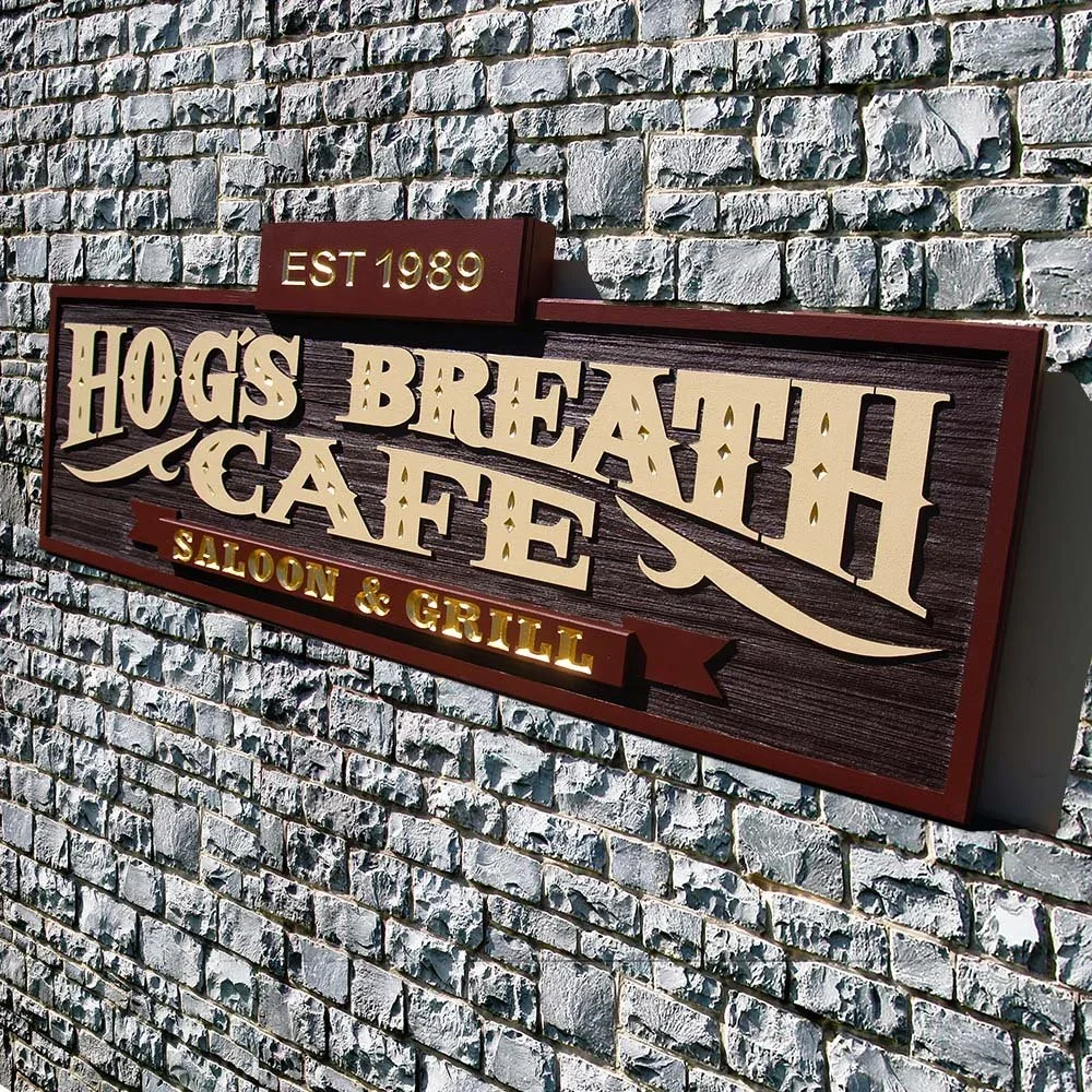 hogs-breath-cafe-wall-sign.webp