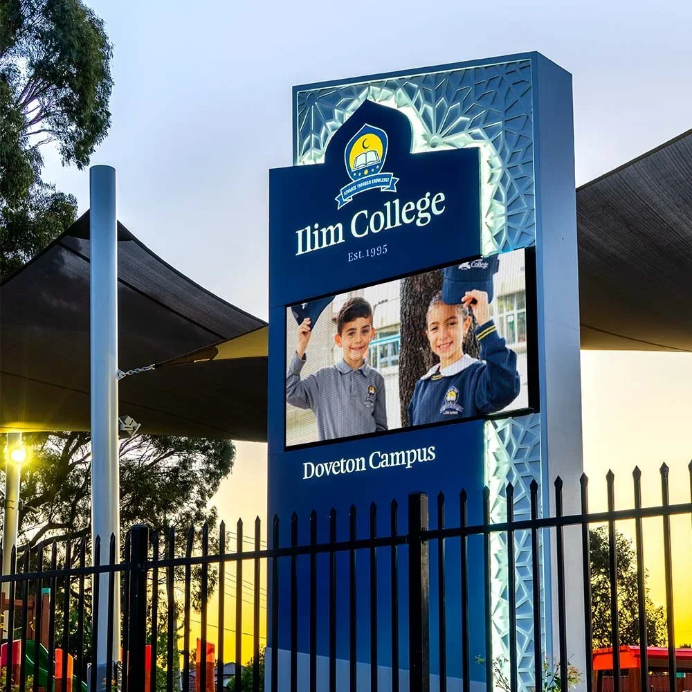 ilim-college-doveton-campus-digital-monument-electronic-sign.webp