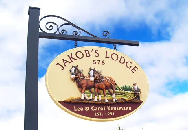jakobs-lodge-property-sign-2_1.webp