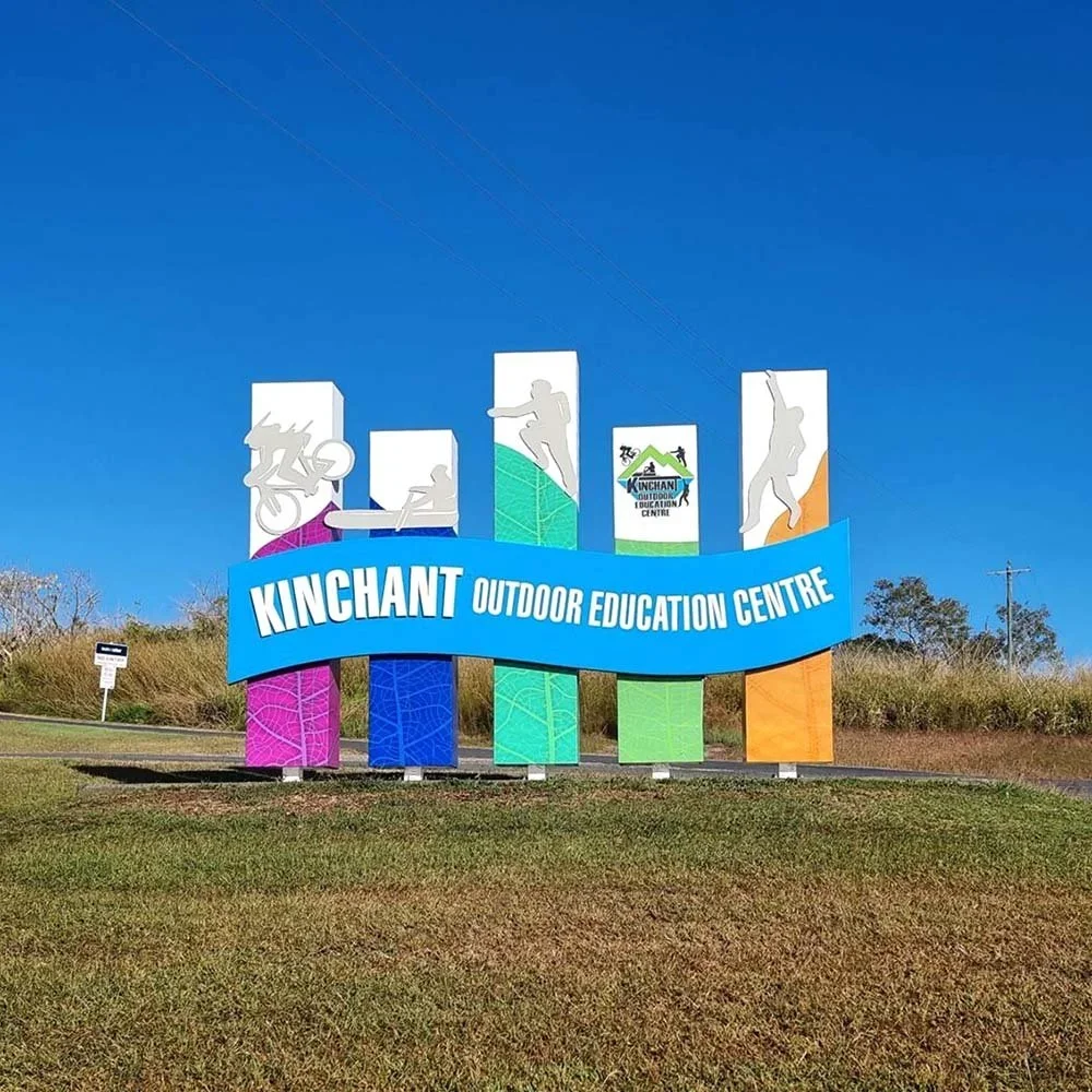 kinchant-outdoor-education-centre-monument.webp