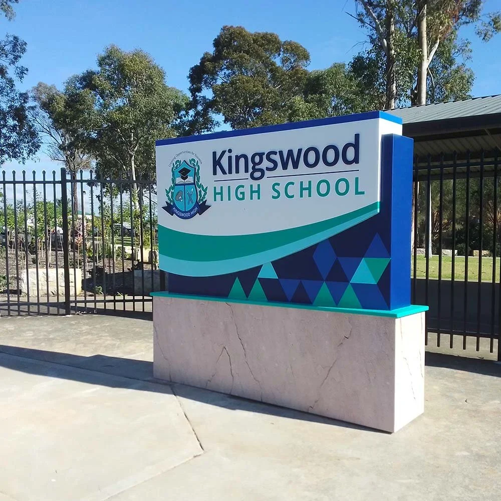 kingswood-high-school-entrance-monument-signage.webp