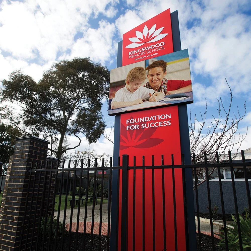 kingswood-primary-school-dingley-led-entrance-signage.webp
