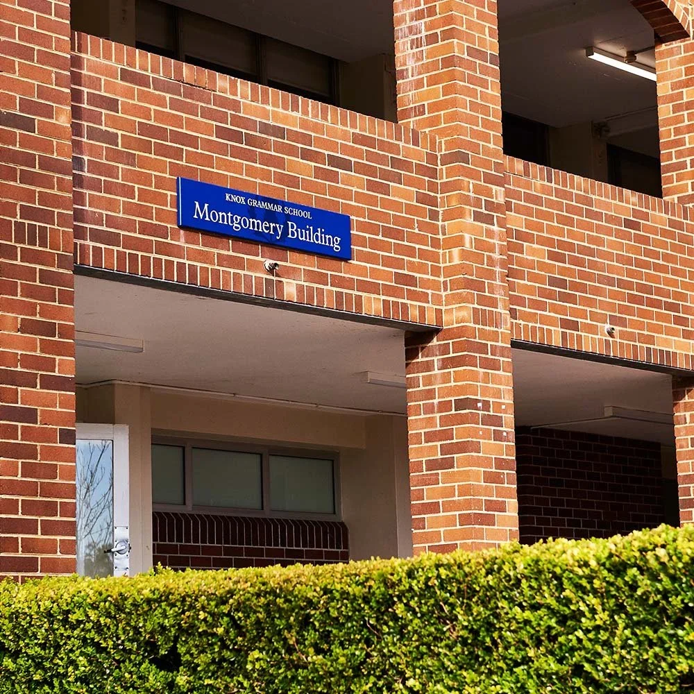 knox-grammar-school-building-id-signage.webp