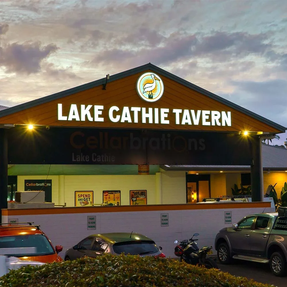 lake-cathie-tavern-central-coast-illuminated-wall-signage.webp