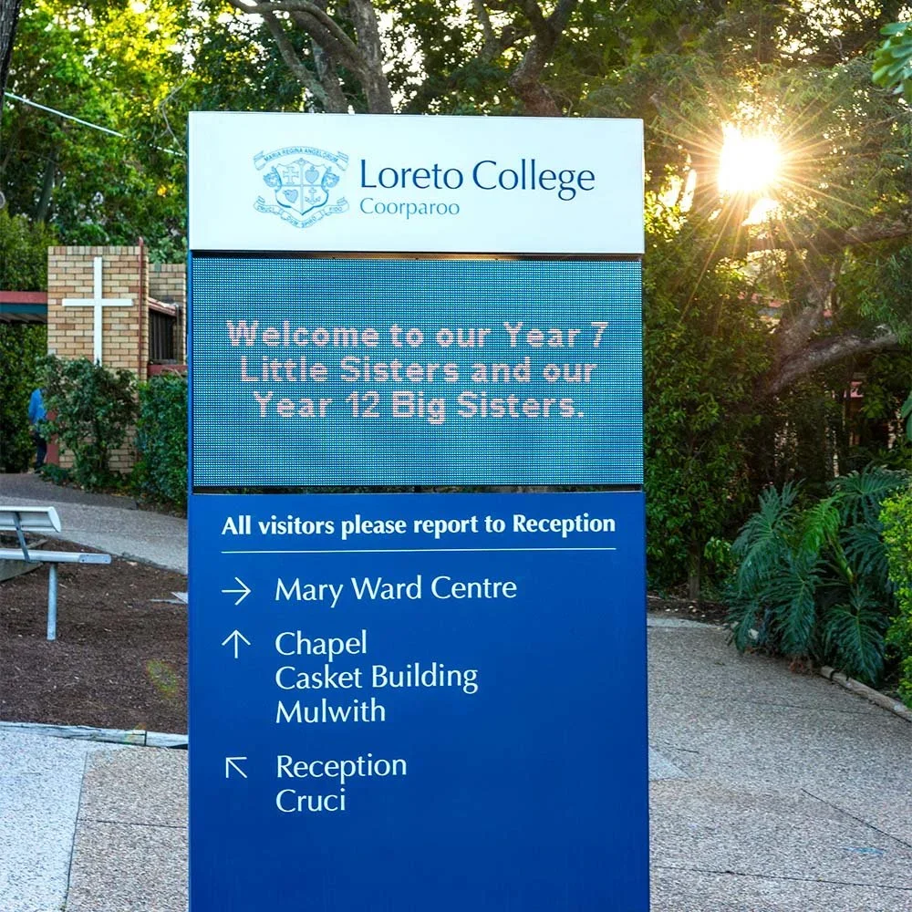 loreto-college-coorparoo-digital-illuminated-notice-board-pylon-sign.webp