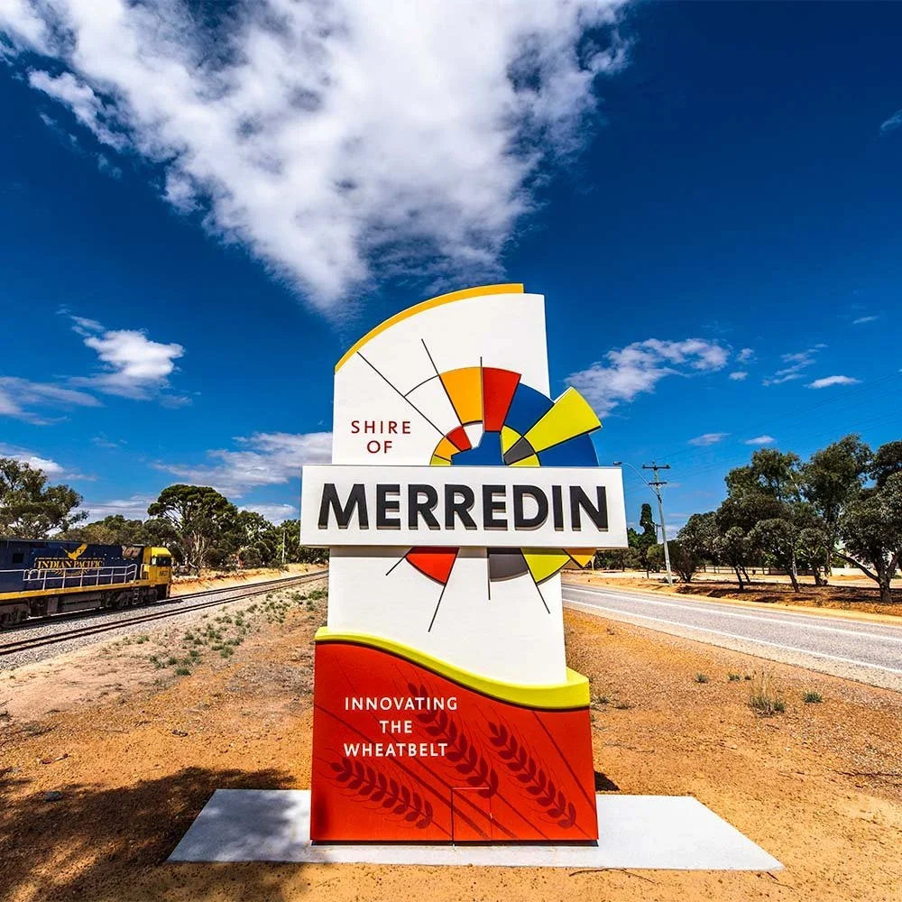 merredin-town-entrance-statement-with-the-ghan-signage.webp