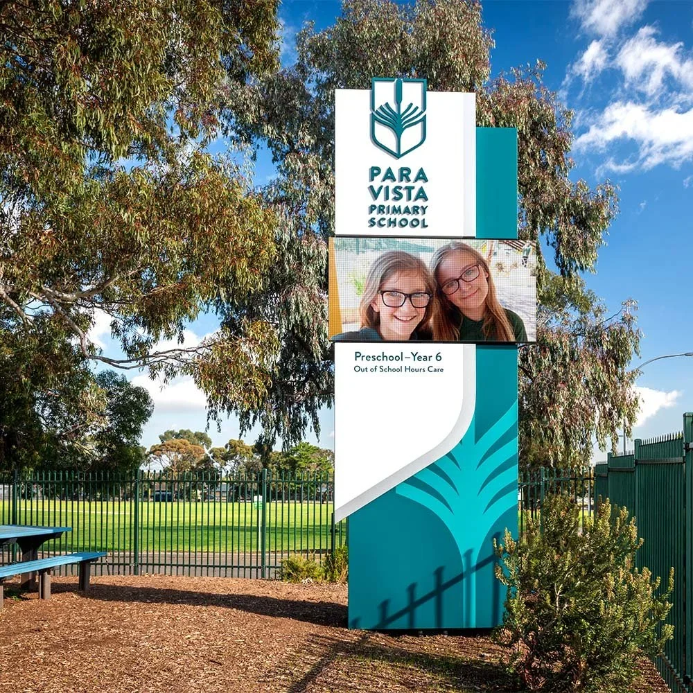 para-vista-primary-school-digital-notice-board-sign.webp