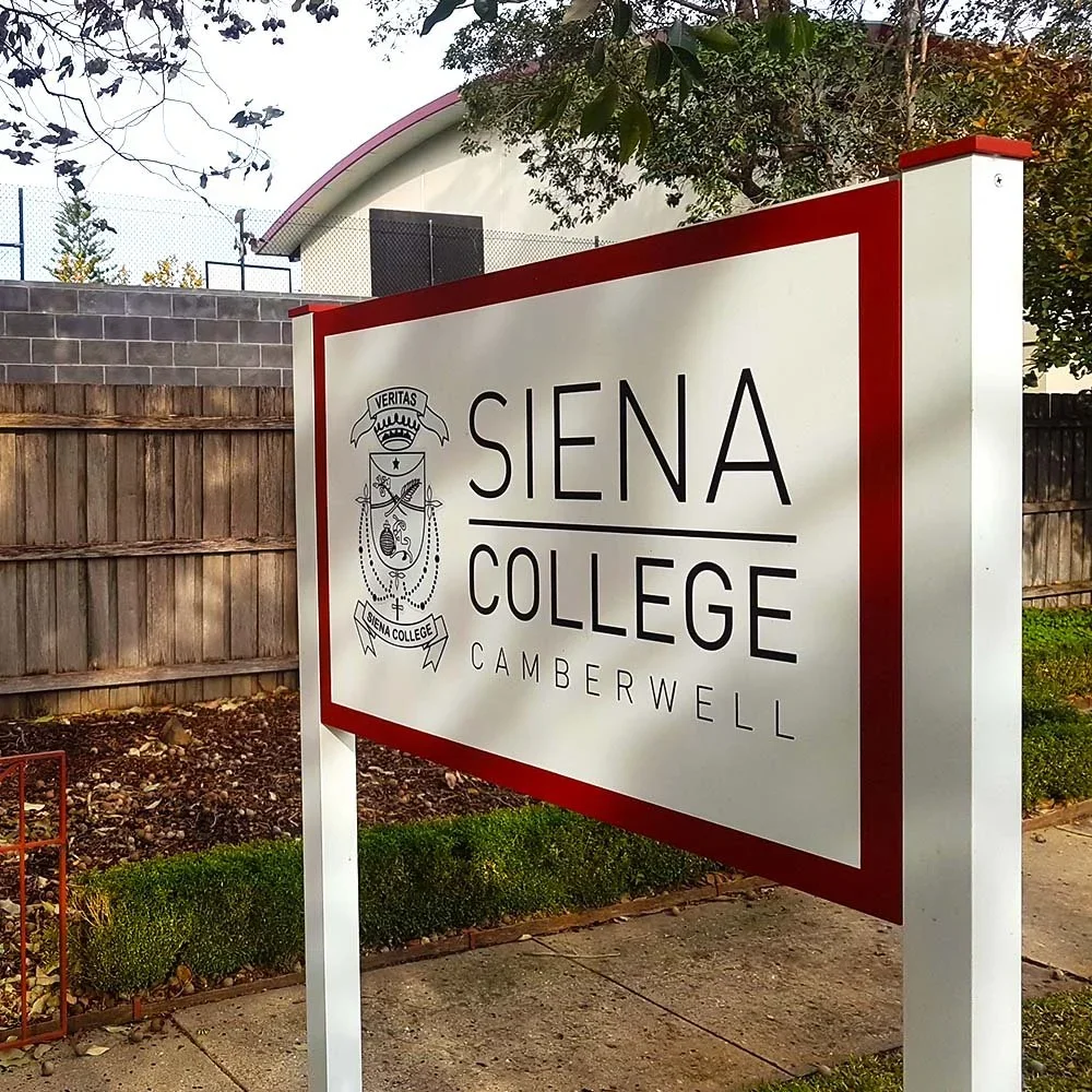 siena-college-camberwell-pylon-entrance-sign.webp