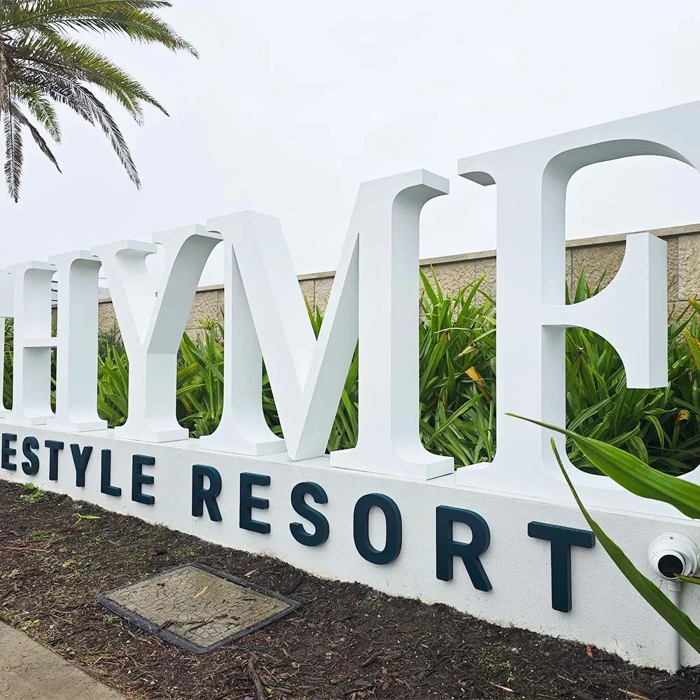 thyme-lifestyle-resort-giant-letter-entry-sgin.webp